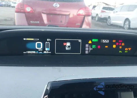 2018 Toyota Prius z USA, uszkodzony, nr VIN JTDKBRFUXJ3590662